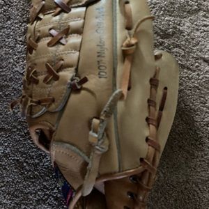 Spaulding left handed mit